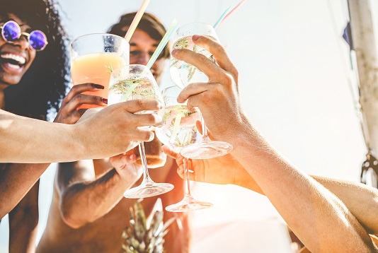 Aperitivo in barca a vela a Rimini